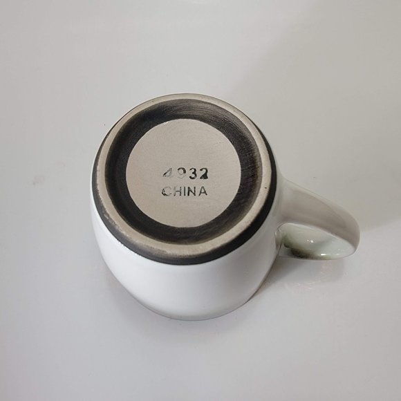 4 Sango Nova Black 4932 Coffee Mugs and Creamer Container Tall Cups Cream Color - Picture 10 of 16